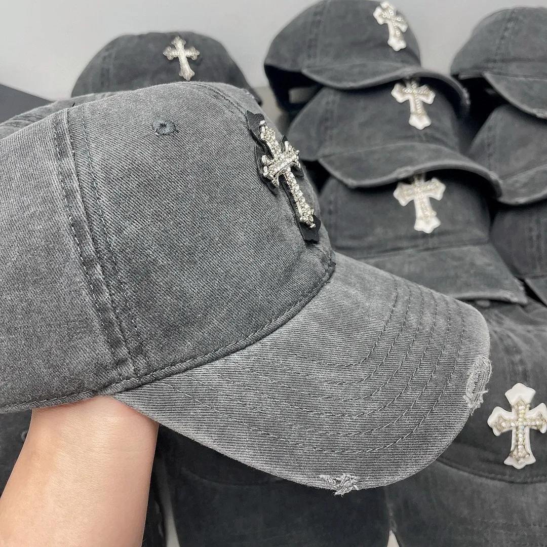 Crowe heart-breaking single style distressed hole baseball cap